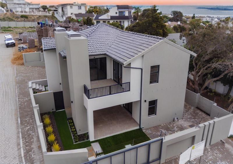 3 Bedroom Property for Sale in Country Club Western Cape